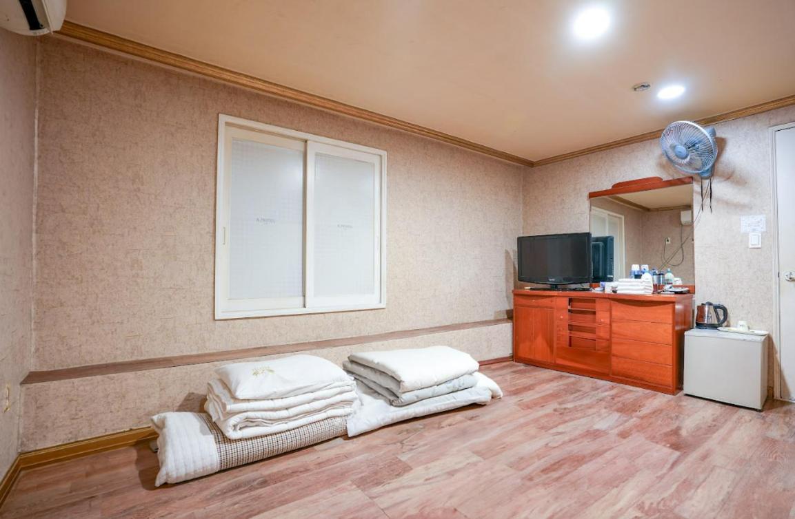 K Motel Daeyeon Busan Luaran gambar